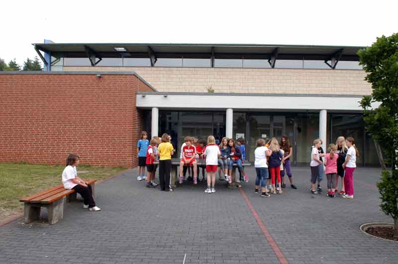 files/Schulleben/Fotogalerie/Schulgebaeude/Gymnasium_turnhalle2.jpg files/Schulleben/Fotogalerie/Schulgebaeude/Gymnasium_turnhalle2.jpg
